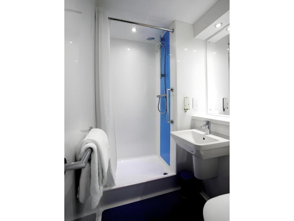 Travelodge Glasgow Airport — Photos 2